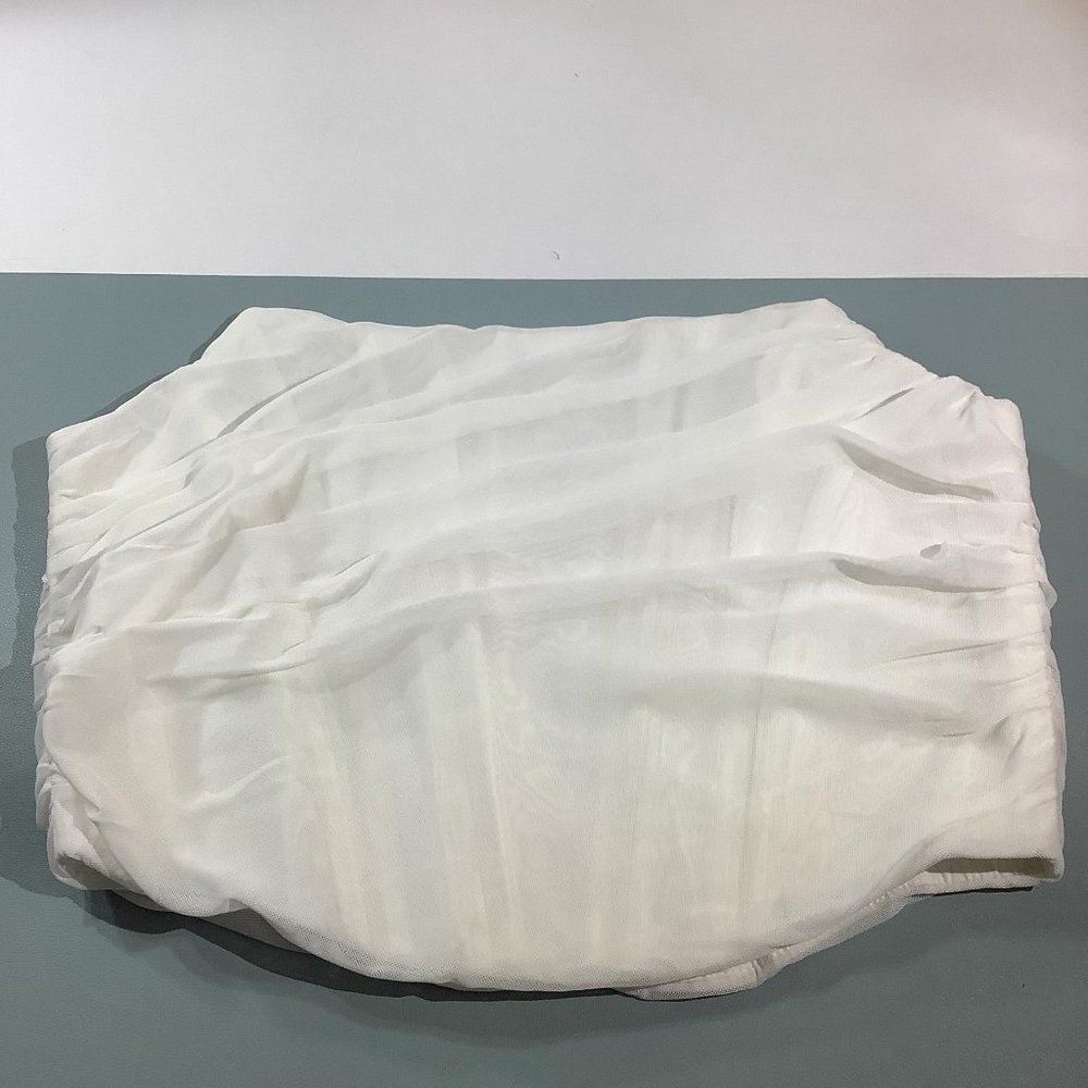 Elegant White Strapless Top - Picture 5 of 5